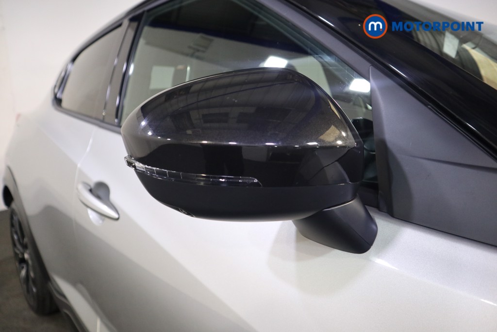 Nissan Juke Tekna-Plus Manual Petrol SUV - Stock Number (1581679) - 23rd supplementary image