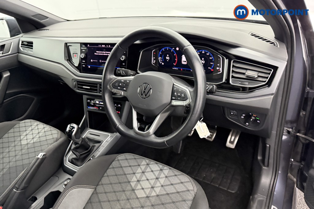 Volkswagen Polo R-Line Manual Petrol Hatchback - Stock Number (1581806) - 4th supplementary image