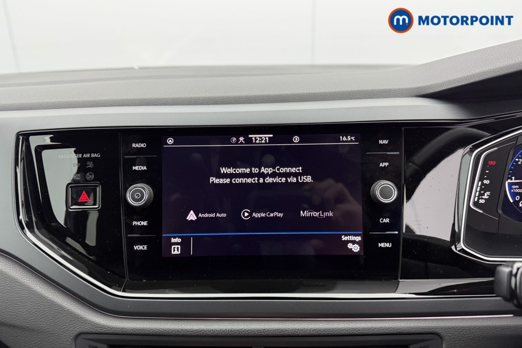 Volkswagen Polo R-Line Manual Petrol Hatchback - Stock Number (1581806) - 10th supplementary image