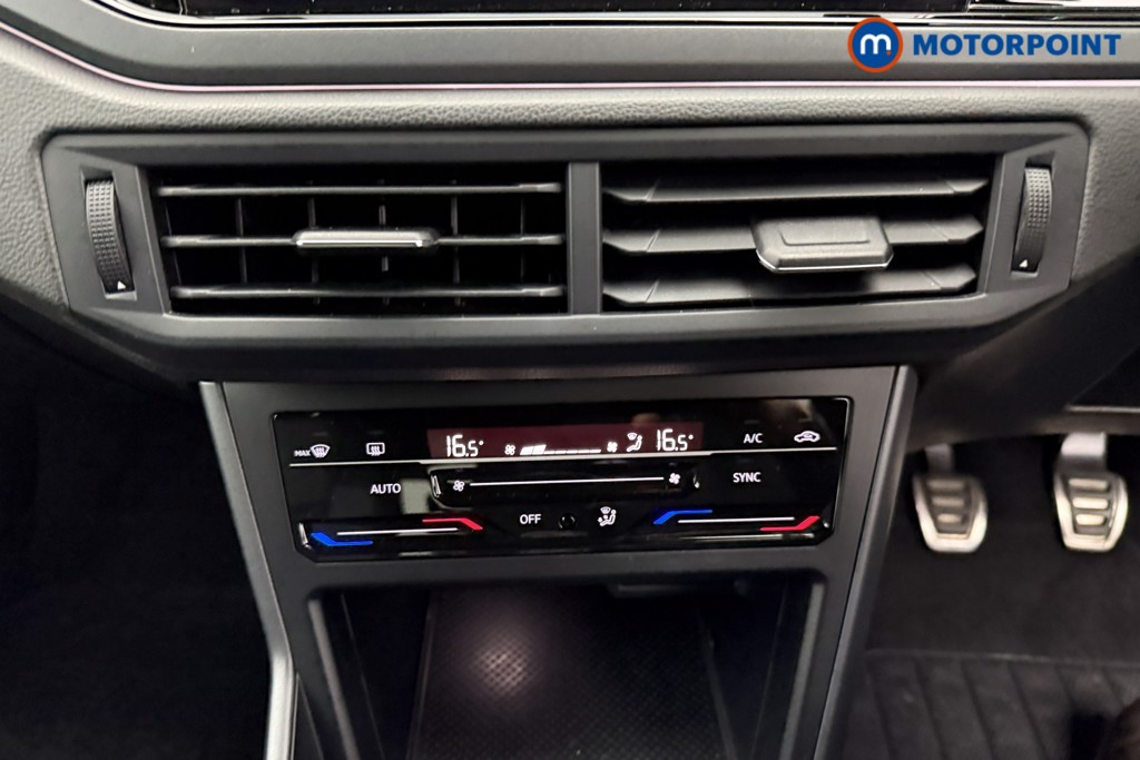 Volkswagen Polo R-Line Manual Petrol Hatchback - Stock Number (1581806) - 12th supplementary image