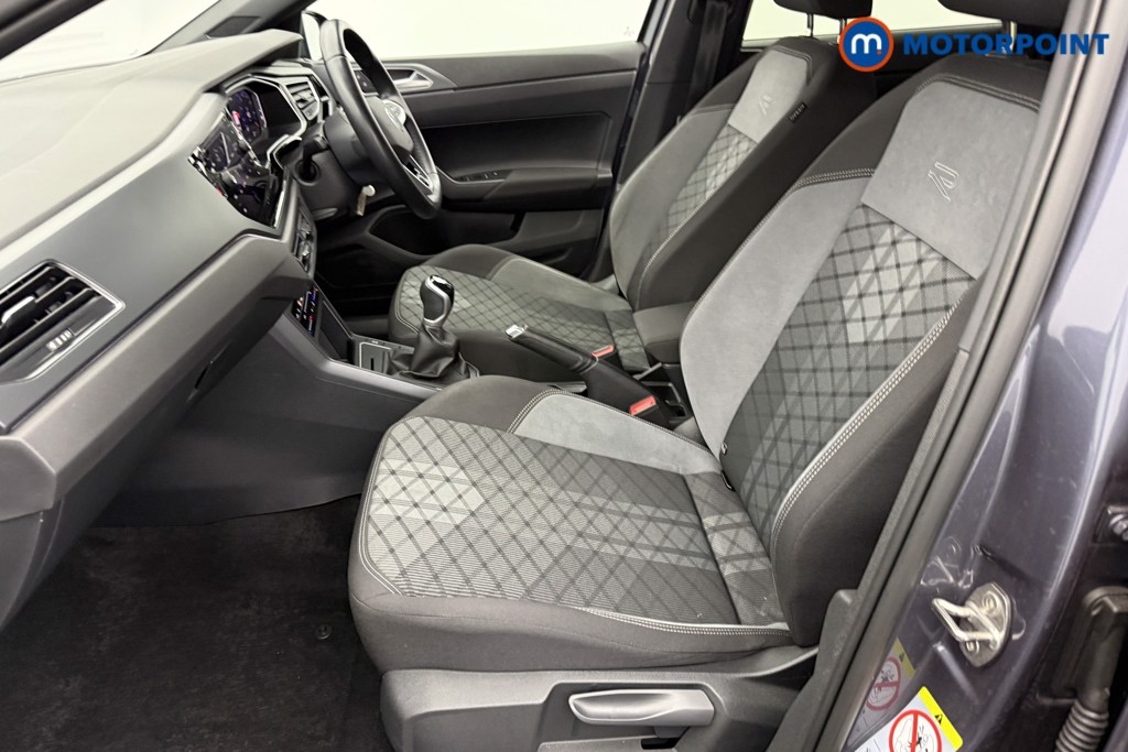 Volkswagen Polo R-Line Manual Petrol Hatchback - Stock Number (1581806) - 21st supplementary image