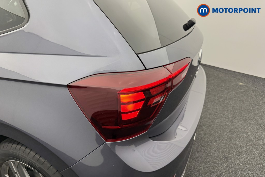 Volkswagen Polo R-Line Manual Petrol Hatchback - Stock Number (1581806) - 24th supplementary image