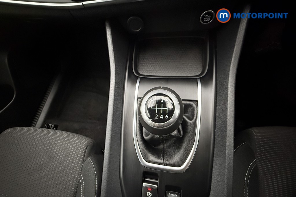 Nissan Qashqai Acenta Premium Manual Petrol SUV - Stock Number (1581920) - 27th supplementary image