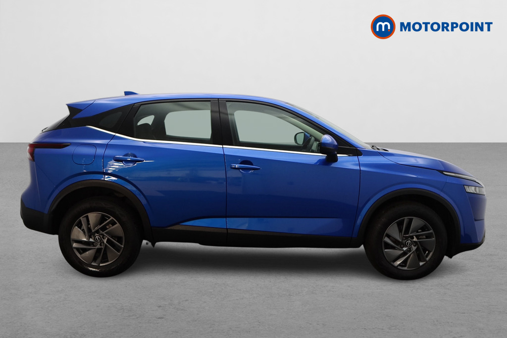 Nissan Qashqai Acenta Premium Manual Petrol SUV - Stock Number (1581920) - Drivers side