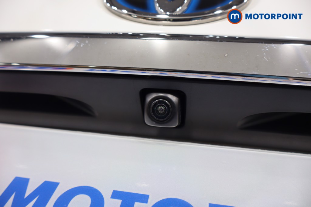 Toyota Corolla Icon Automatic Petrol-Electric Hybrid Saloon - Stock Number (1581958) - 38th supplementary image