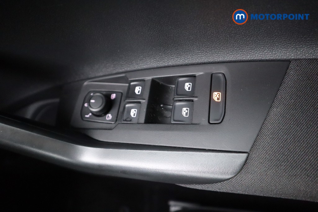 Volkswagen Polo Life Manual Petrol Hatchback - Stock Number (1581981) - 10th supplementary image