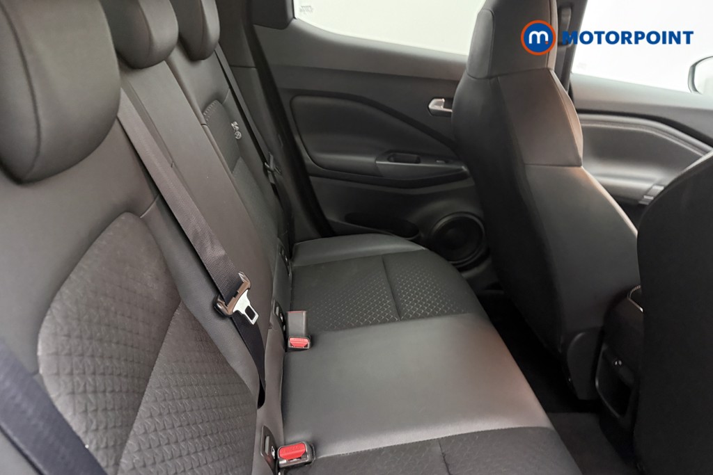 Nissan Juke N-Connecta Automatic Petrol SUV - Stock Number (1582156) - 11th supplementary image