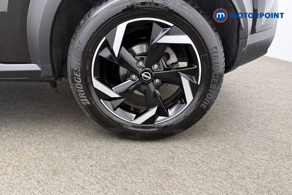 Nissan Juke N-Connecta Automatic Petrol SUV - Stock Number (1582156) - 25th supplementary image