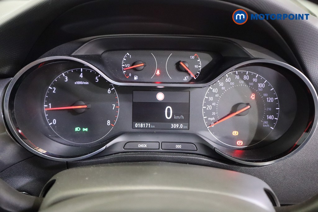 Vauxhall Crossland Ultimate Manual Diesel SUV - Stock Number (1582220) - 4th supplementary image