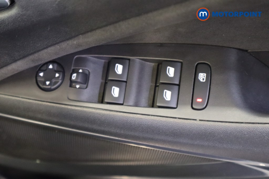 Vauxhall Crossland Ultimate Manual Diesel SUV - Stock Number (1582220) - 15th supplementary image