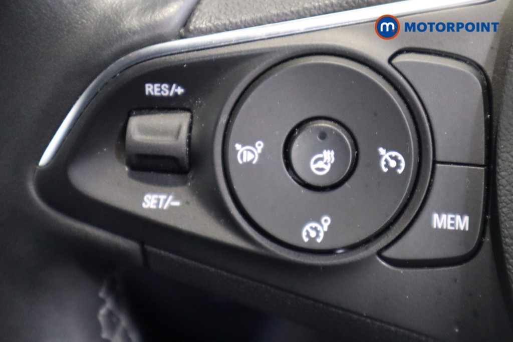 Vauxhall Crossland Ultimate Manual Diesel SUV - Stock Number (1582220) - 17th supplementary image