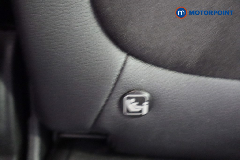 Vauxhall Crossland Ultimate Manual Diesel SUV - Stock Number (1582220) - 26th supplementary image