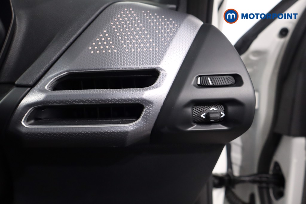 BMW 1 Series M Sport Automatic Petrol Hatchback - Stock Number (1582247) - 24th supplementary image