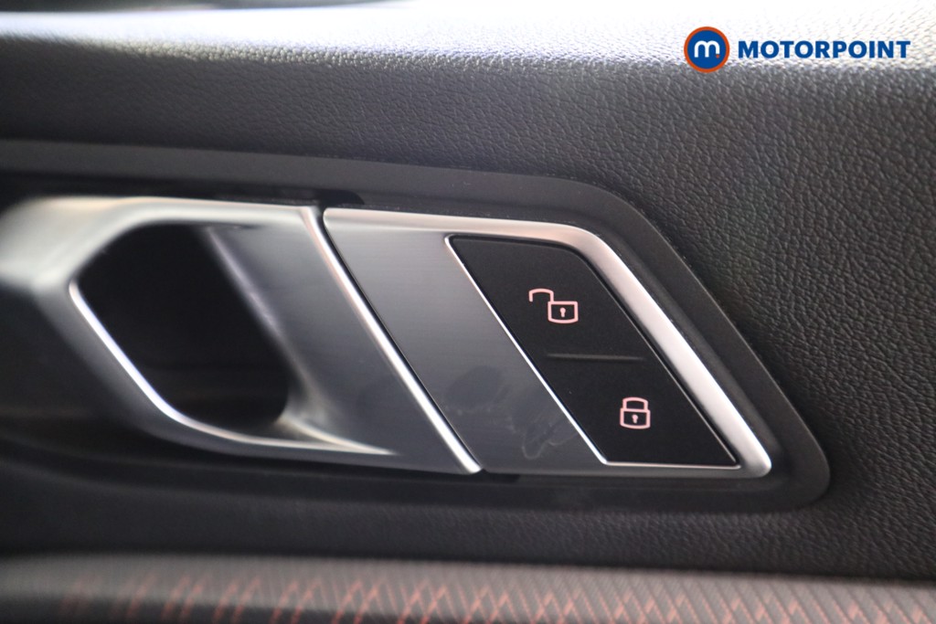 BMW 1 Series M Sport Automatic Petrol Hatchback - Stock Number (1582301) - 12th supplementary image