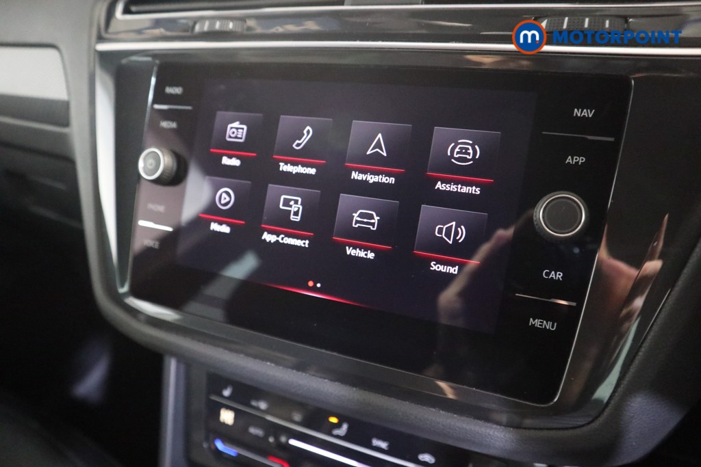 Volkswagen Tiguan R-Line Automatic Petrol SUV - Stock Number (1582356) - 6th supplementary image