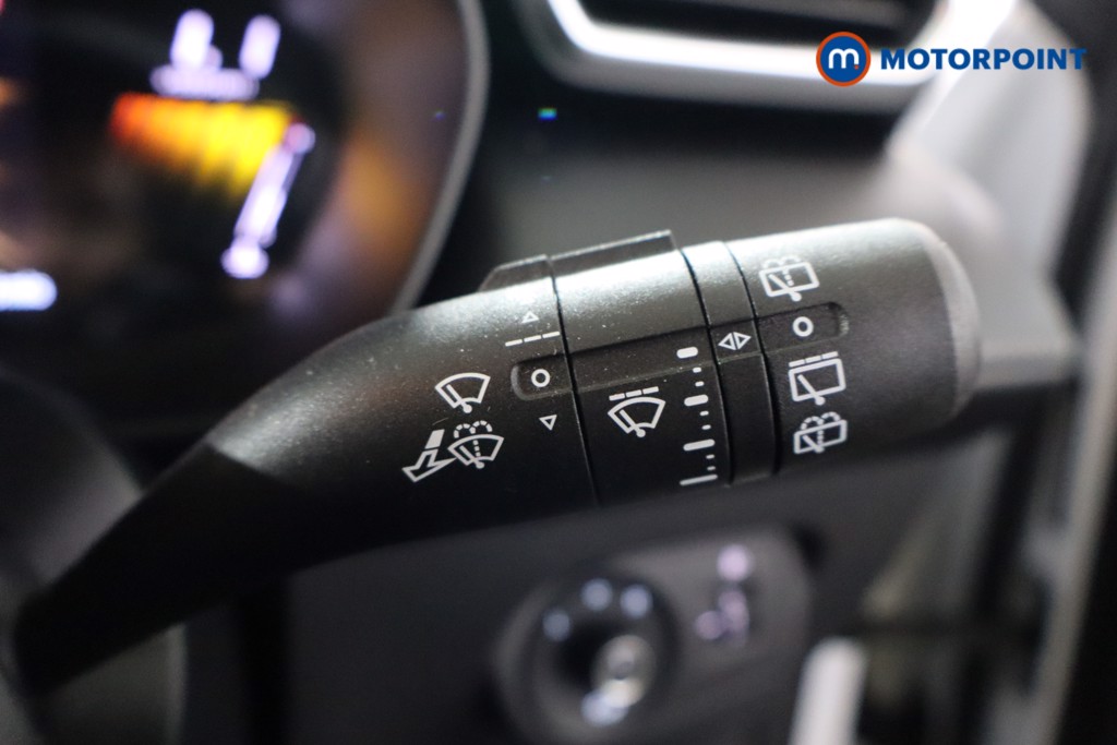 Mg Motor Uk ZS Trophy Automatic Petrol-Electric Hybrid SUV - Stock Number (1582602) - 6th supplementary image