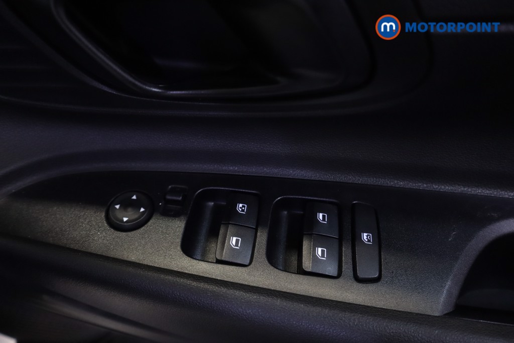 Hyundai I20 Advance Manual Petrol Hatchback - Stock Number (1582710) - 3rd supplementary image