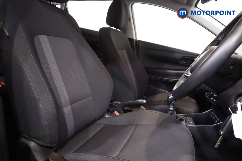 Hyundai I20 Advance Manual Petrol Hatchback - Stock Number (1582710) - 5th supplementary image