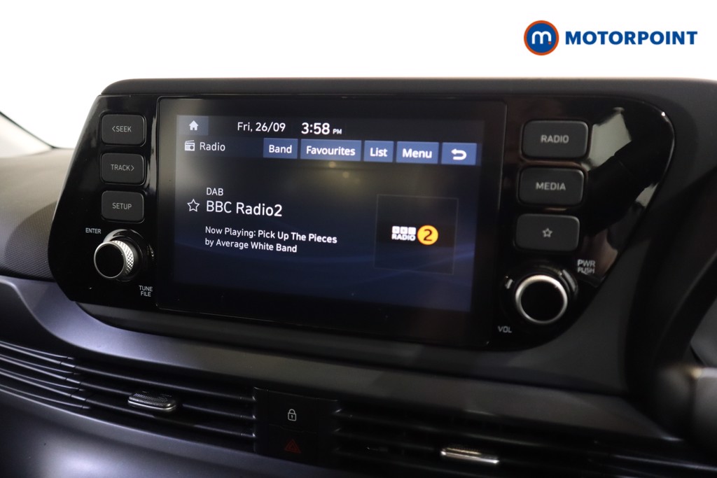 Hyundai I20 Advance Manual Petrol Hatchback - Stock Number (1582710) - 12th supplementary image