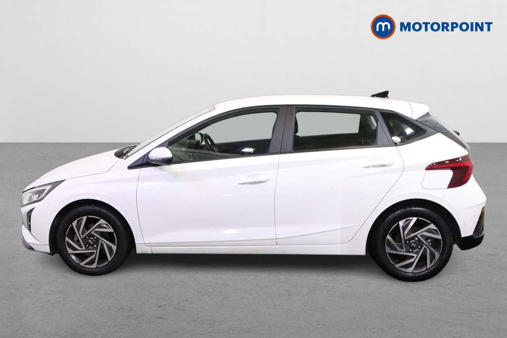 Hyundai I20 Advance Manual Petrol Hatchback - Stock Number (1582710) - Passenger side
