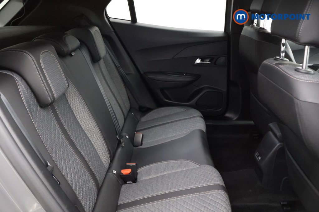 Peugeot 2008 Allure Manual Petrol SUV - Stock Number (1582870) - 12th supplementary image