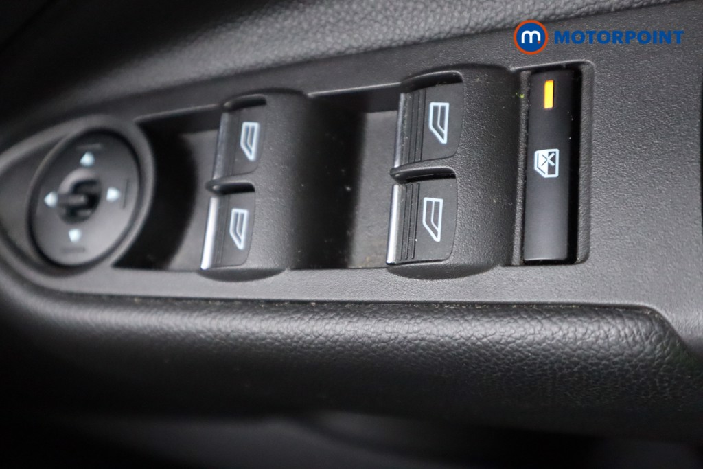 Ford Kuga Zetec Manual Diesel SUV - Stock Number (1582875) - 11th supplementary image