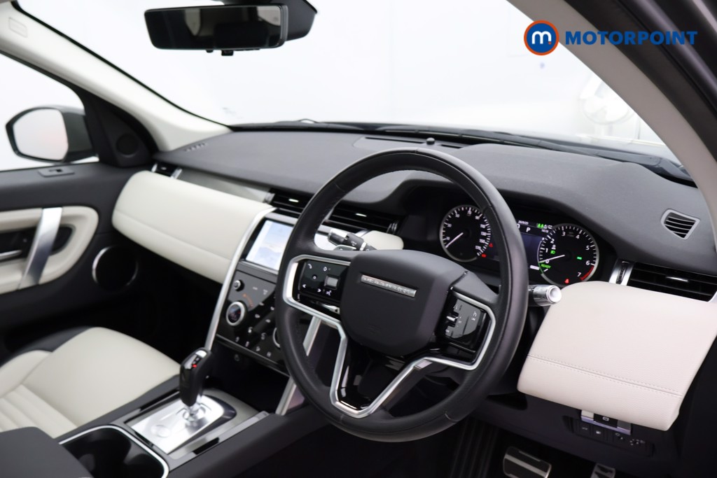 Land Rover Discovery Sport Urban Edition Automatic Petrol Plug-In Hybrid SUV - Stock Number (1583162) - 9th supplementary image