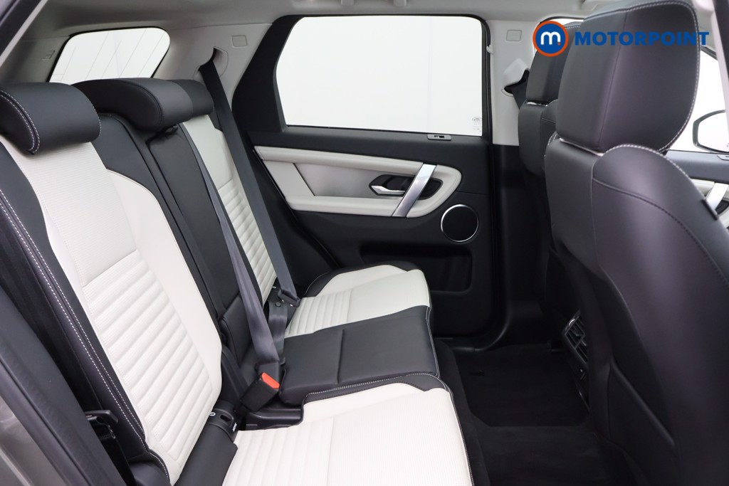 Land Rover Discovery Sport Urban Edition Automatic Petrol Plug-In Hybrid SUV - Stock Number (1583162) - 12th supplementary image