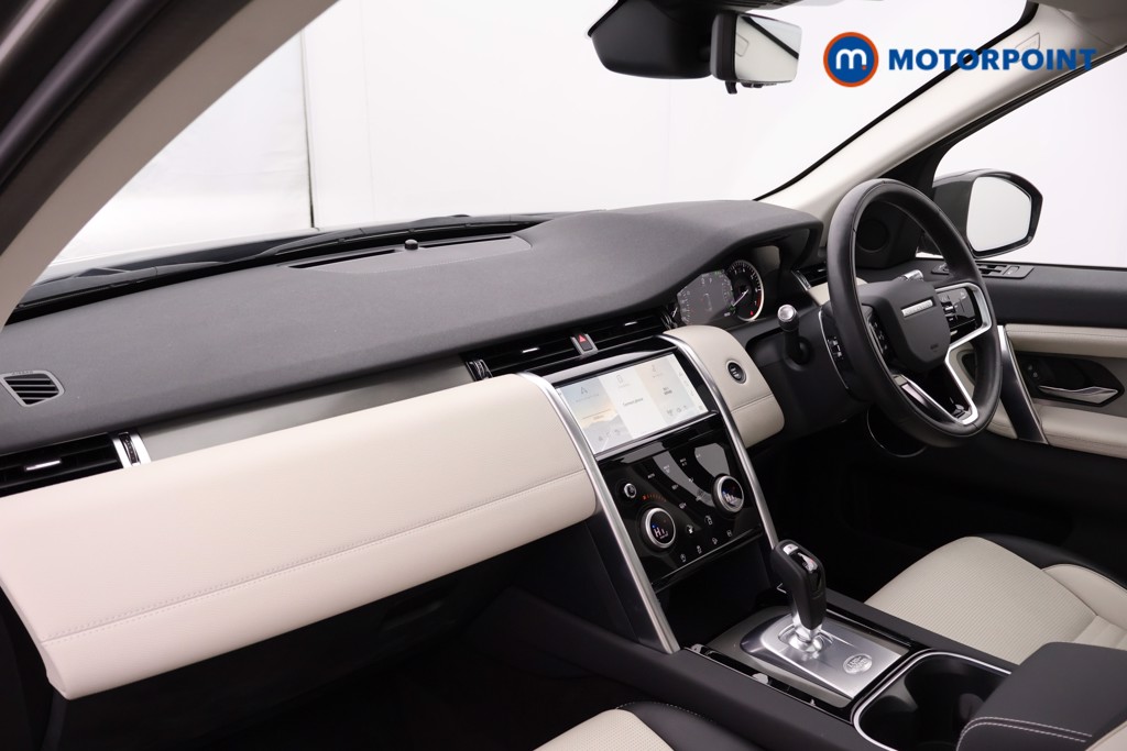 Land Rover Discovery Sport Urban Edition Automatic Petrol Plug-In Hybrid SUV - Stock Number (1583162) - 13th supplementary image