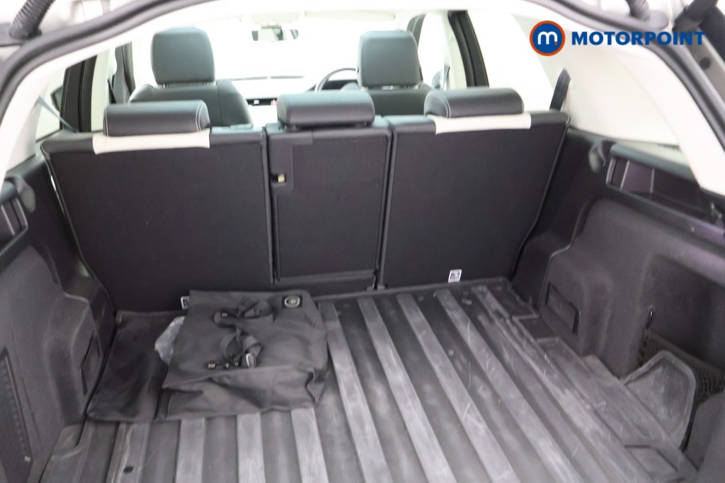 Land Rover Discovery Sport Urban Edition Automatic Petrol Plug-In Hybrid SUV - Stock Number (1583162) - 15th supplementary image