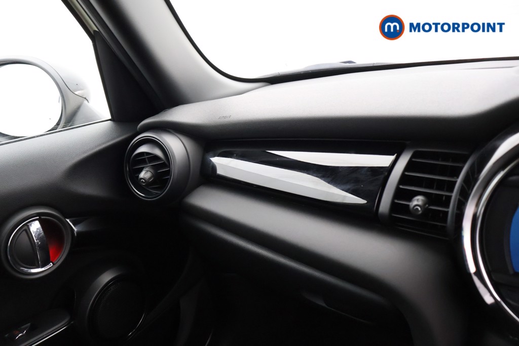 Mini Hatchback Cooper S Sport Manual Petrol Hatchback - Stock Number (1583455) - 6th supplementary image