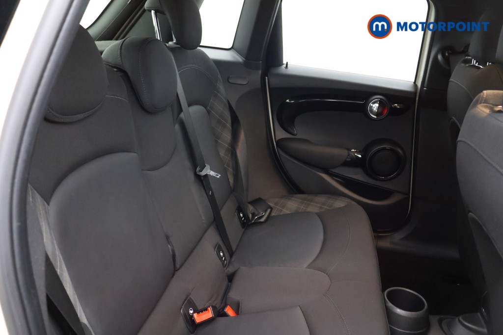 Mini Hatchback Cooper S Sport Manual Petrol Hatchback - Stock Number (1583455) - 11th supplementary image