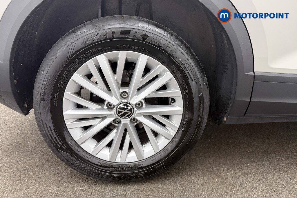 Volkswagen T-Roc Life Manual Petrol SUV - Stock Number (1583543) - 18th supplementary image