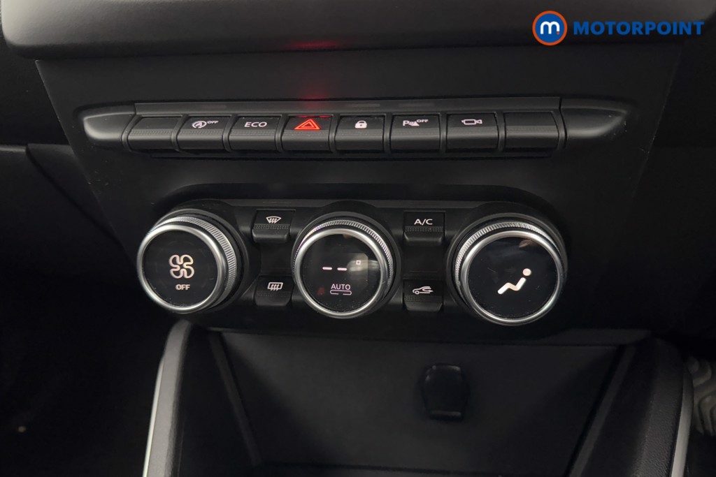 Dacia Duster Prestige Manual Petrol SUV - Stock Number (1583550) - 11th supplementary image