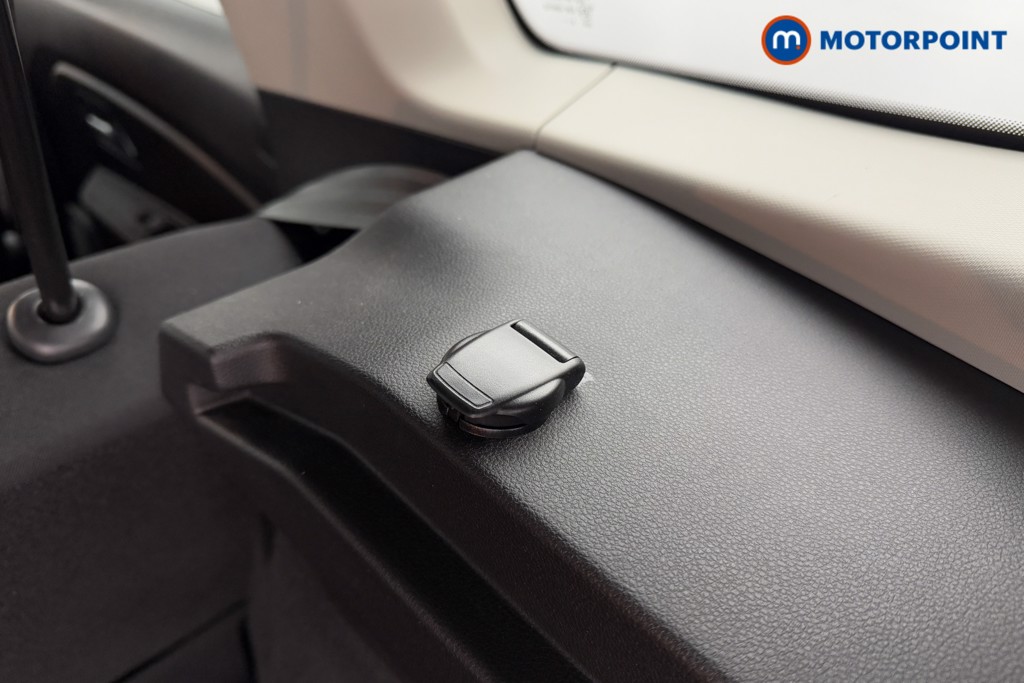 Dacia Duster Prestige Manual Petrol SUV - Stock Number (1583550) - 24th supplementary image