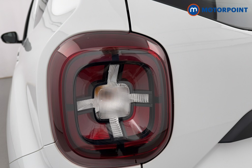 Dacia Duster Prestige Manual Petrol SUV - Stock Number (1583550) - 25th supplementary image