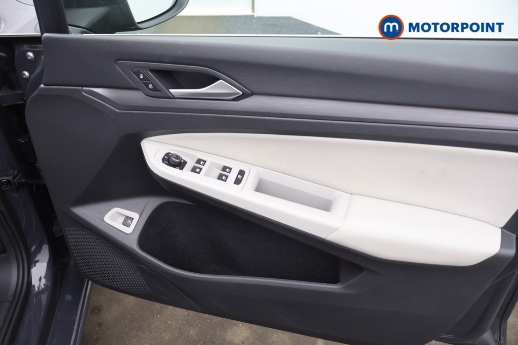 Volkswagen Golf Style Automatic Petrol Plug-In Hybrid Hatchback - Stock Number (1583562) - 9th supplementary image