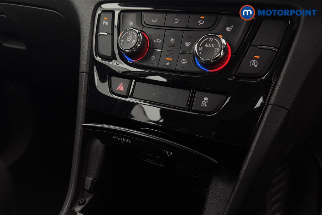 Vauxhall Mokka X Elite Manual Petrol SUV - Stock Number (1583567) - 9th supplementary image