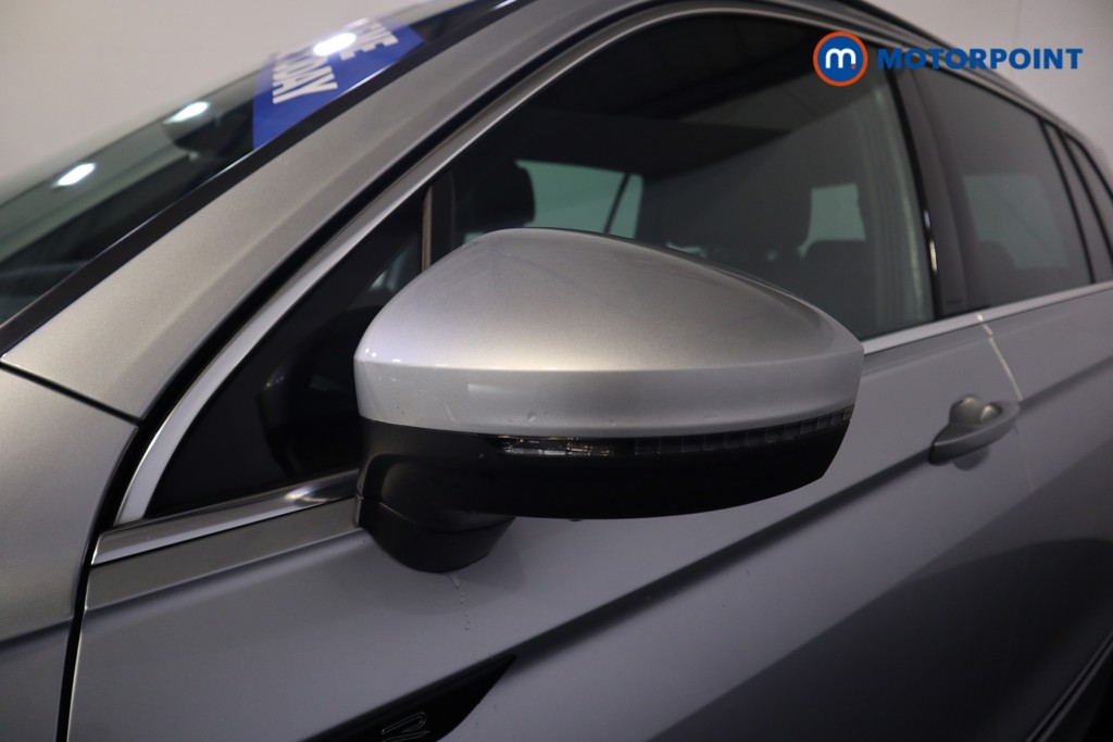 Volkswagen Tiguan R-Line Automatic Petrol SUV - Stock Number (1583574) - 23rd supplementary image