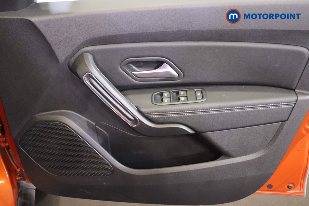 Dacia Duster Prestige Manual Petrol SUV - Stock Number (1583647) - 13th supplementary image
