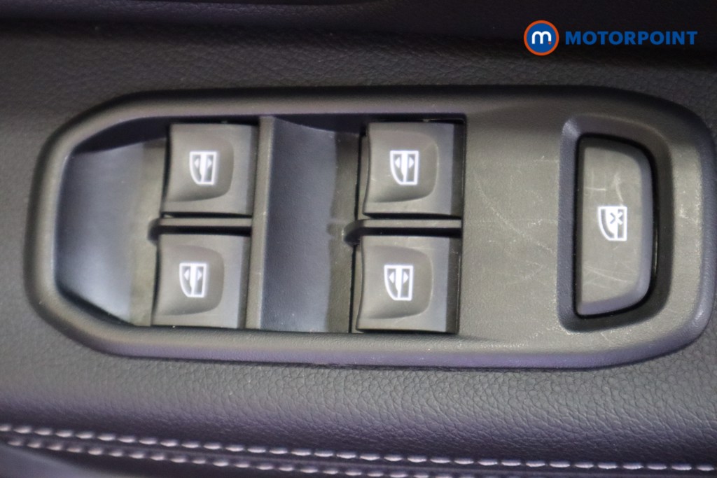 Dacia Duster Prestige Manual Petrol SUV - Stock Number (1583647) - 15th supplementary image