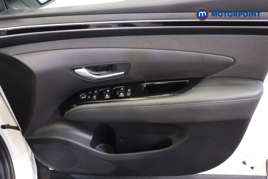 Hyundai Tucson Se Connect Manual Petrol SUV - Stock Number (1583747) - 13th supplementary image
