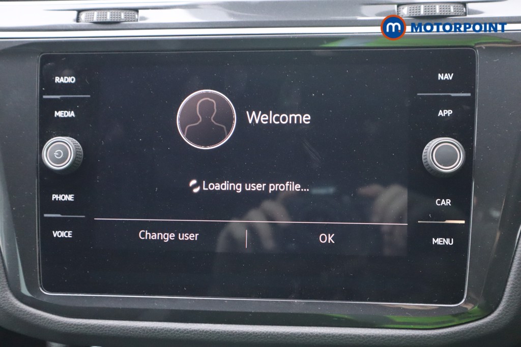 Volkswagen Tiguan R-Line Automatic Petrol SUV - Stock Number (1583806) - 2nd supplementary image