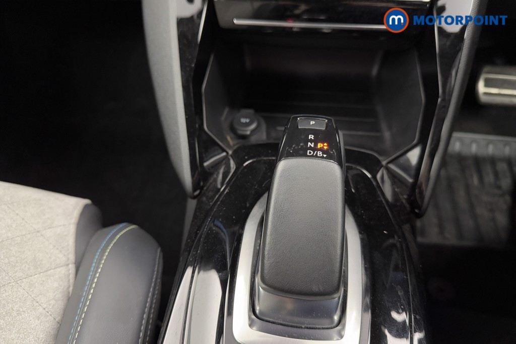 Peugeot 2008 Gt Premium Automatic Electric SUV - Stock Number (1583937) - 13th supplementary image