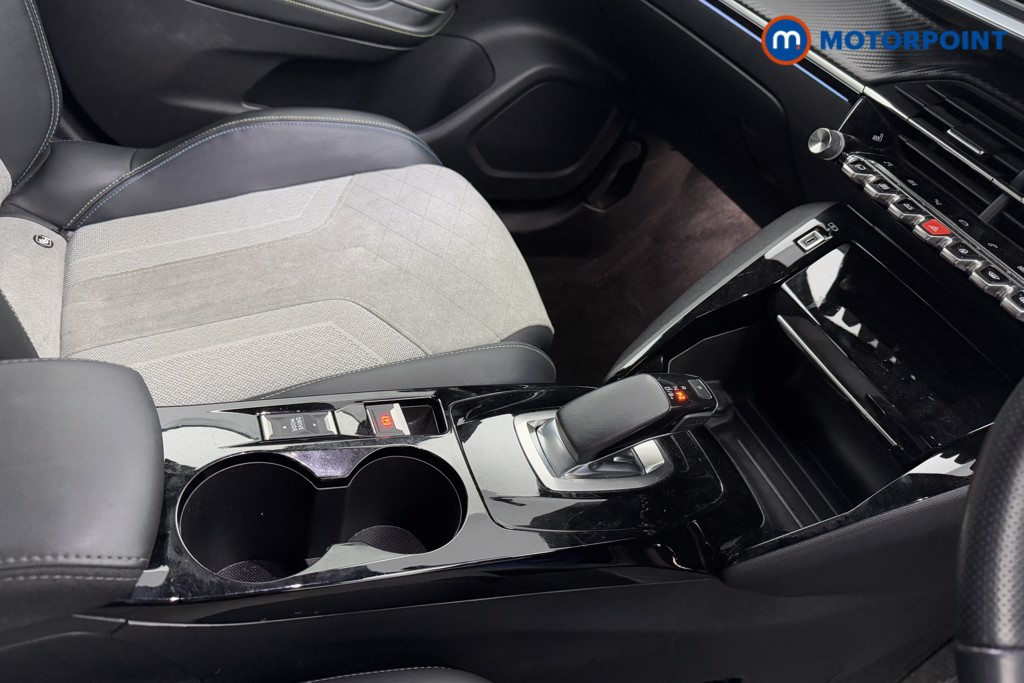 Peugeot 2008 Gt Premium Automatic Electric SUV - Stock Number (1583937) - 15th supplementary image