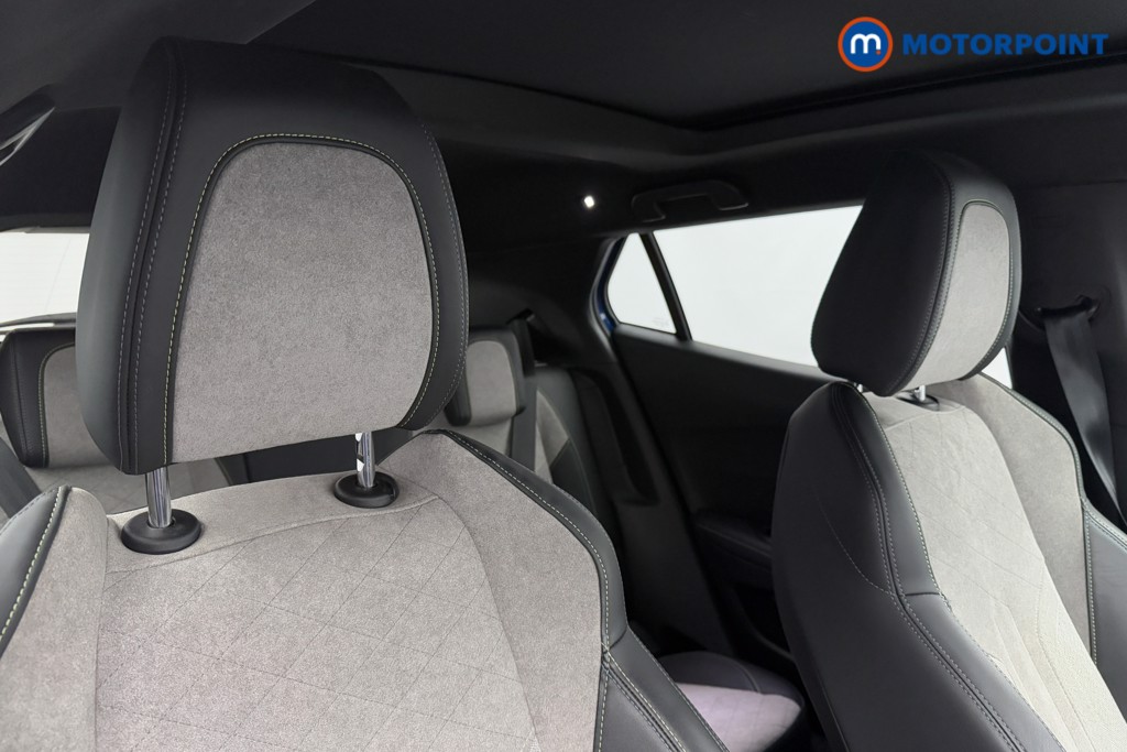 Peugeot 2008 Gt Premium Automatic Electric SUV - Stock Number (1583937) - 20th supplementary image