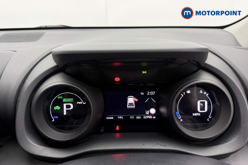 Toyota Yaris Design Automatic Petrol-Electric Hybrid Hatchback - Stock Number (1583958) - 24th supplementary image