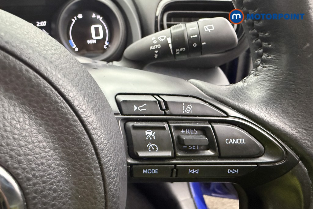 Toyota Yaris Design Automatic Petrol-Electric Hybrid Hatchback - Stock Number (1583958) - 26th supplementary image