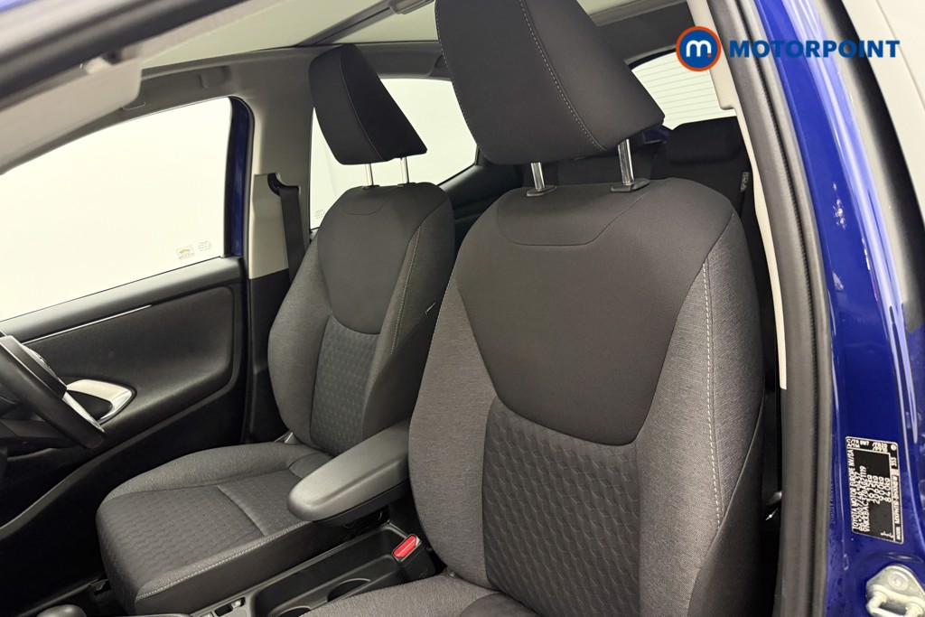 Toyota Yaris Design Automatic Petrol-Electric Hybrid Hatchback - Stock Number (1583958) - 1st supplementary image