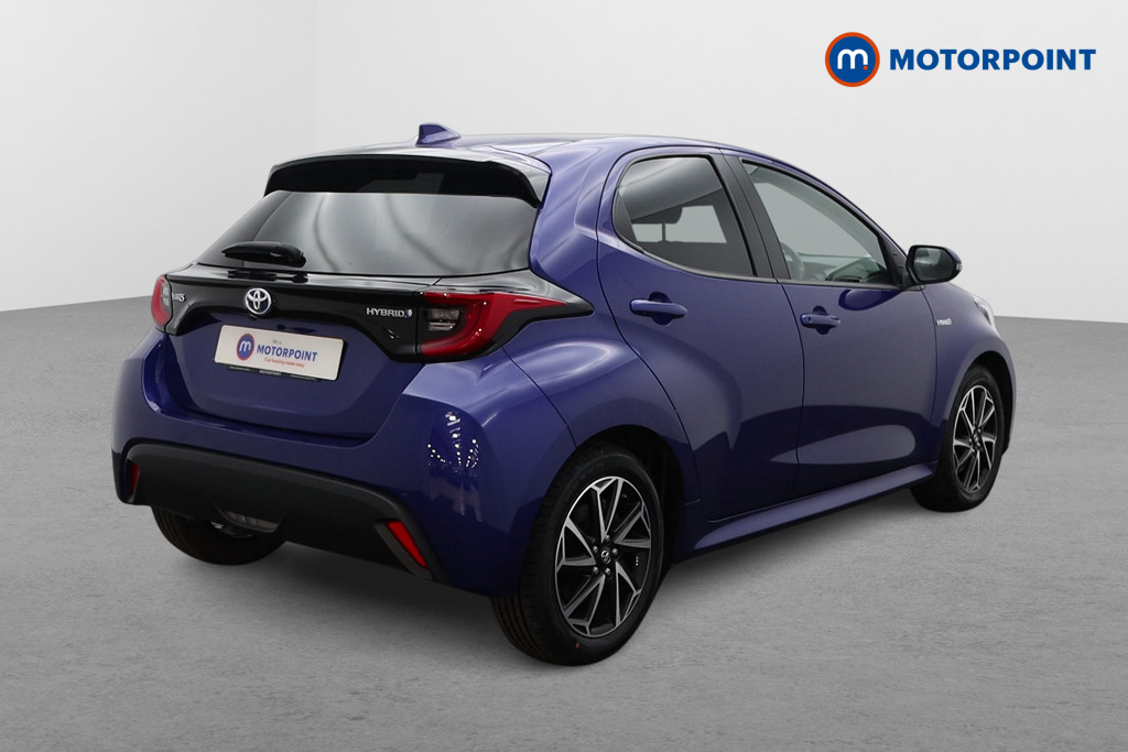 Toyota Yaris Design Automatic Petrol-Electric Hybrid Hatchback - Stock Number (1583958) - Drivers side rear corner